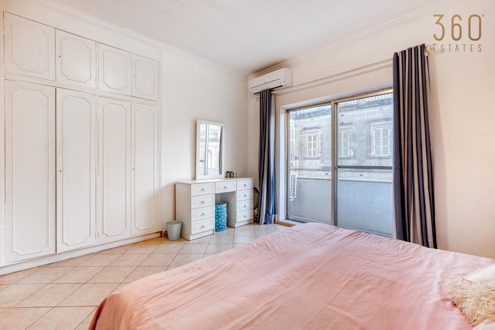 Stylish & Cosy 2br In The Heart Of St' Julians By 360 Estates San Ġiljan